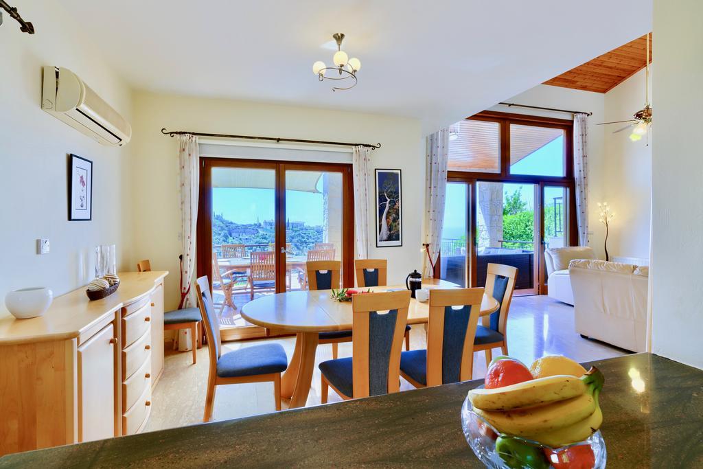 4 Bedroom Villa Helidoni With Private Infinity Pool, Aphrodite Hills Resort Kouklia Esterno foto